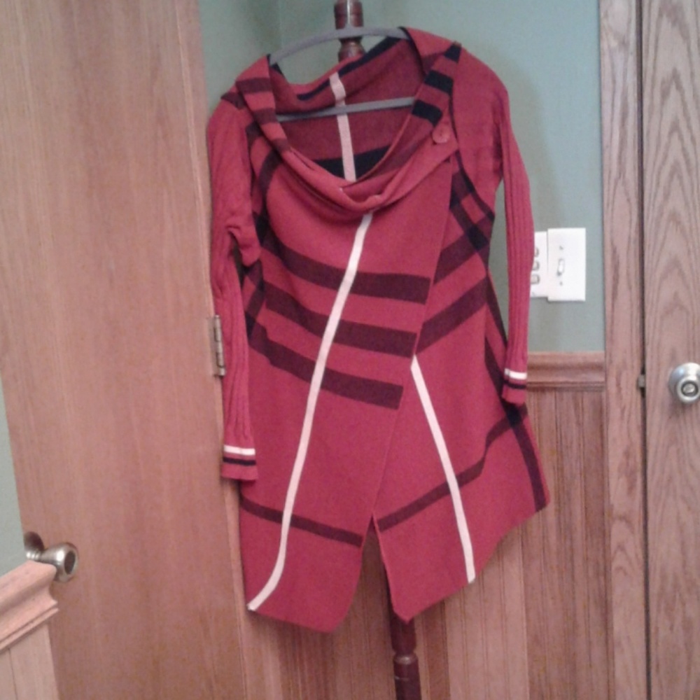 Scarlet J tunic sweater
